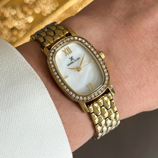 DANIEL KLEIN DANIEL KLEIN